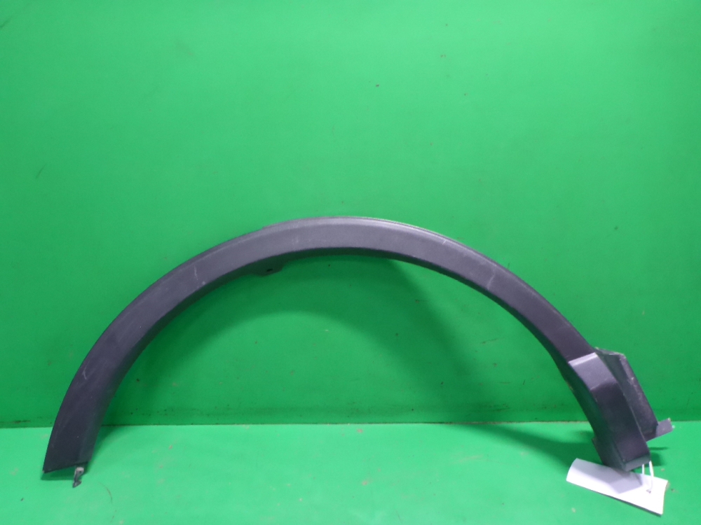 Накладка заднего крыла правого