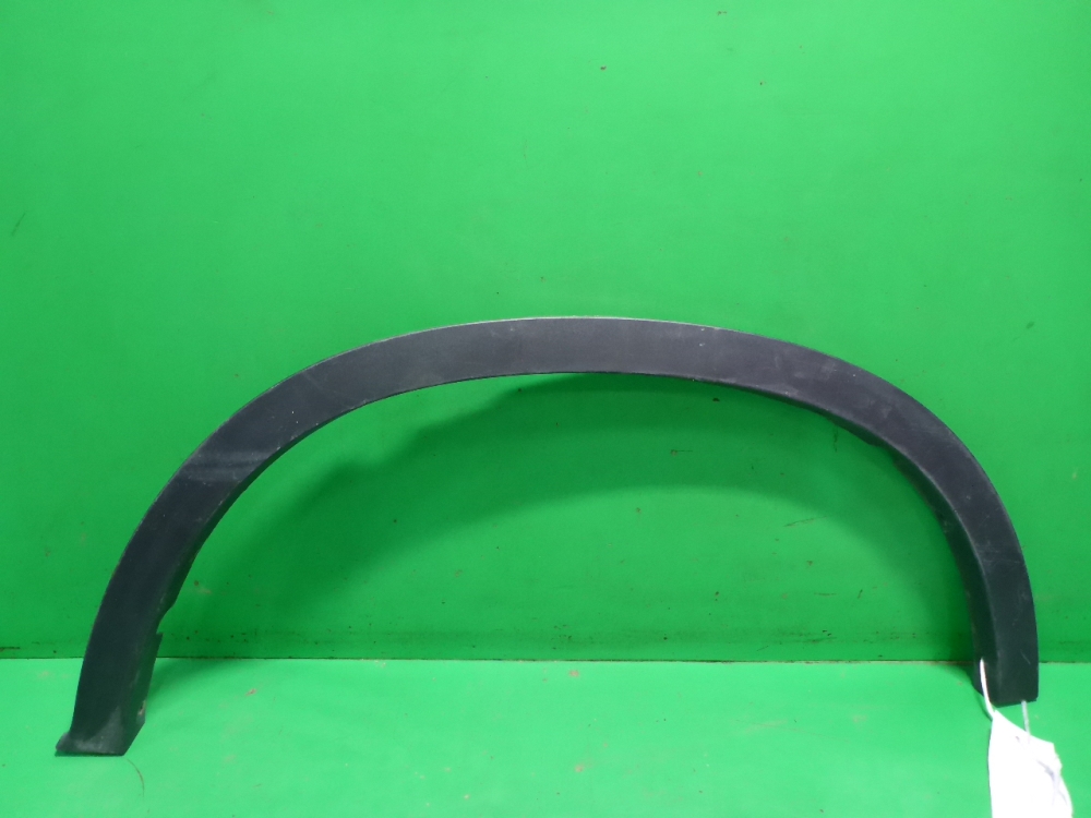 Накладка заднего крыла левого