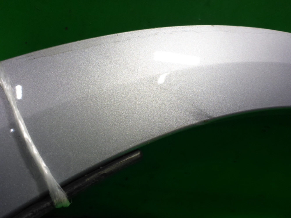 Накладка заднего крыла правого