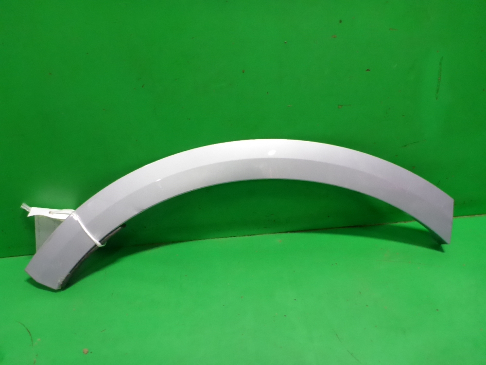 Накладка заднего крыла правого