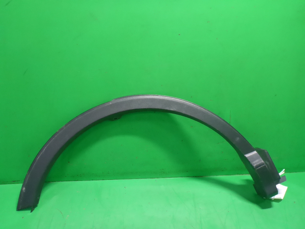 Накладка заднего крыла правого