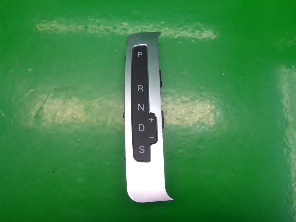 Накладка индикатора переключения передач