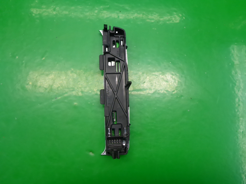 Накладка индикатора переключения передач