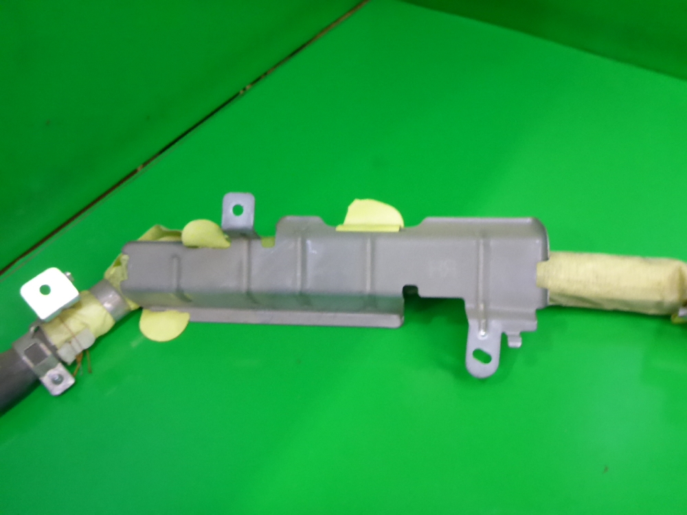 Подушка безопасности боковая (шторка)