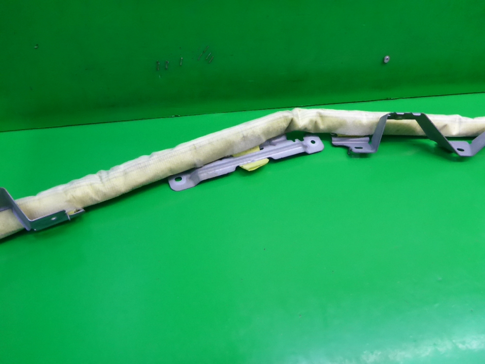 Подушка безопасности боковая (шторка)