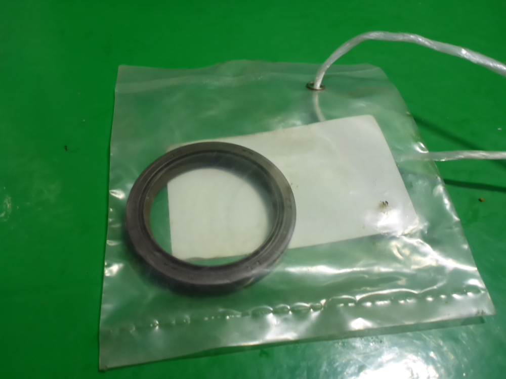 Сальник вала