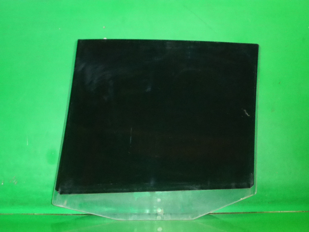 Стекло двери задней правой