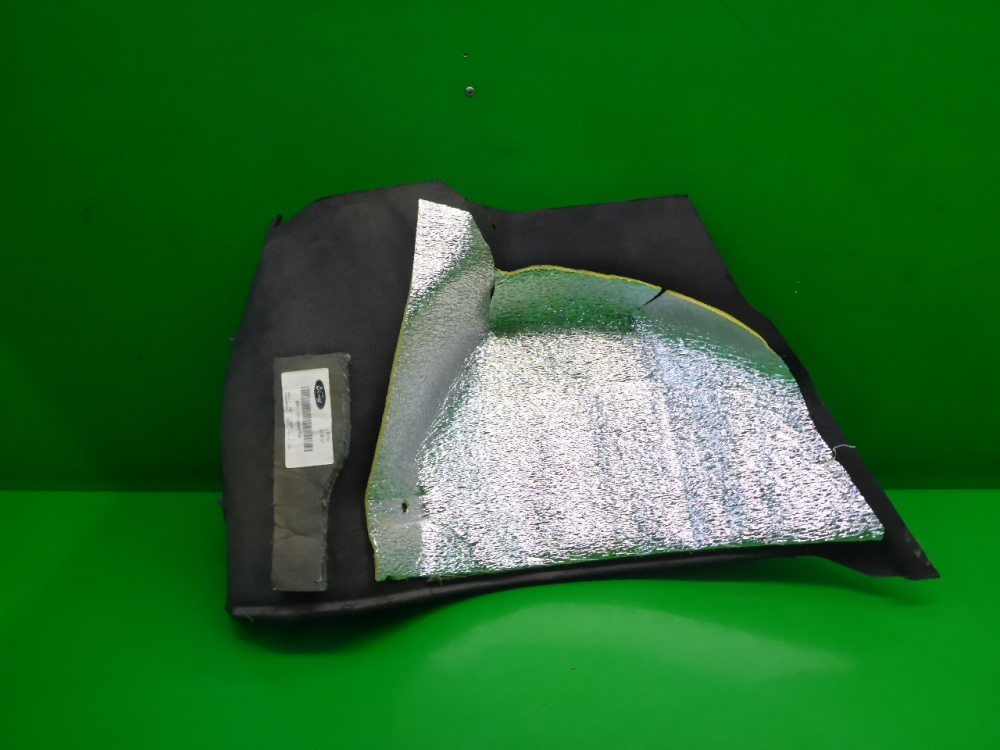 Обшивка багажника