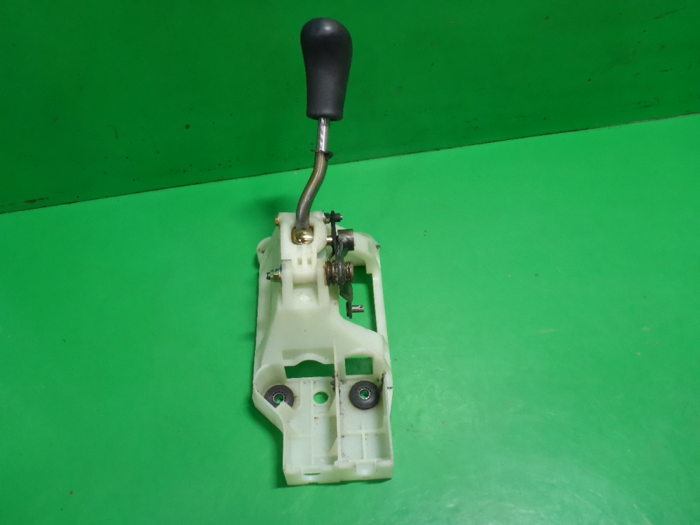 Кулиса МКПП / АКПП