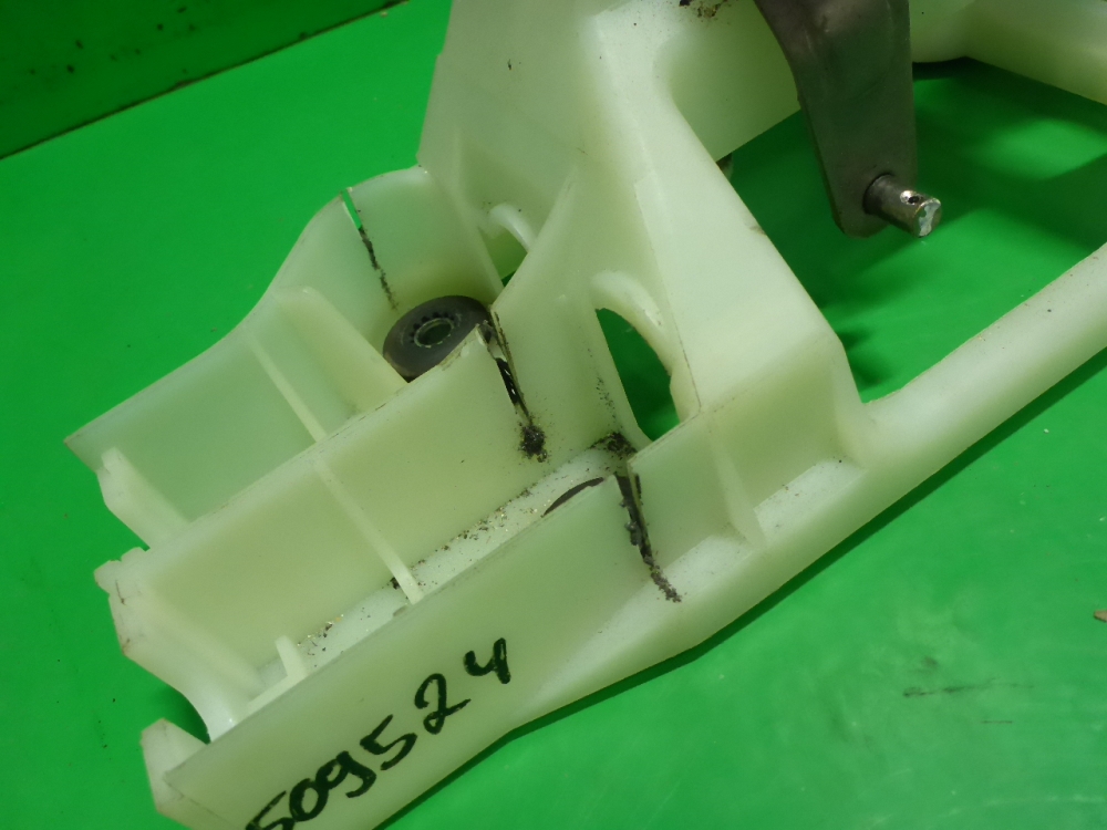 Кулиса МКПП / АКПП