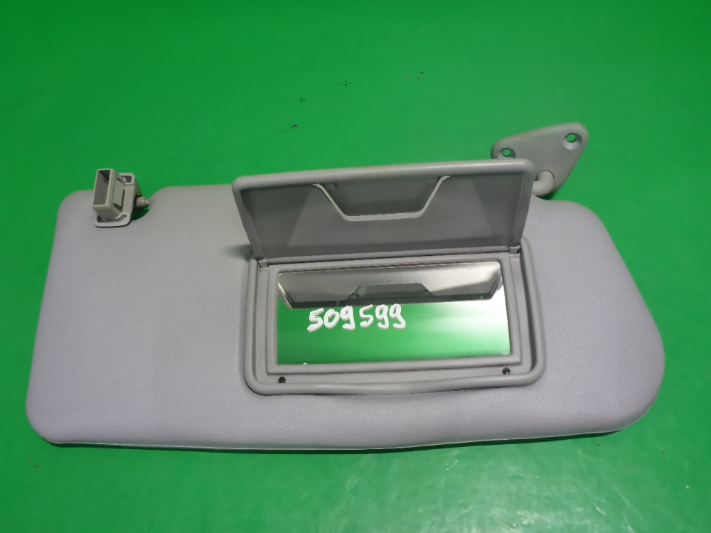 Козырек солнцезащитный