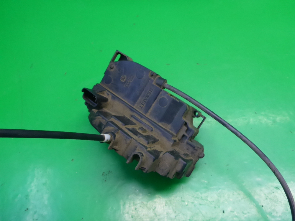 Замок двери задней правой