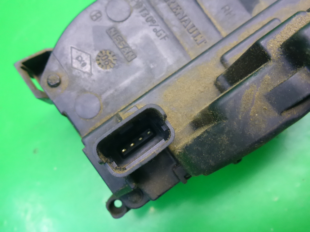 Замок двери задней правой