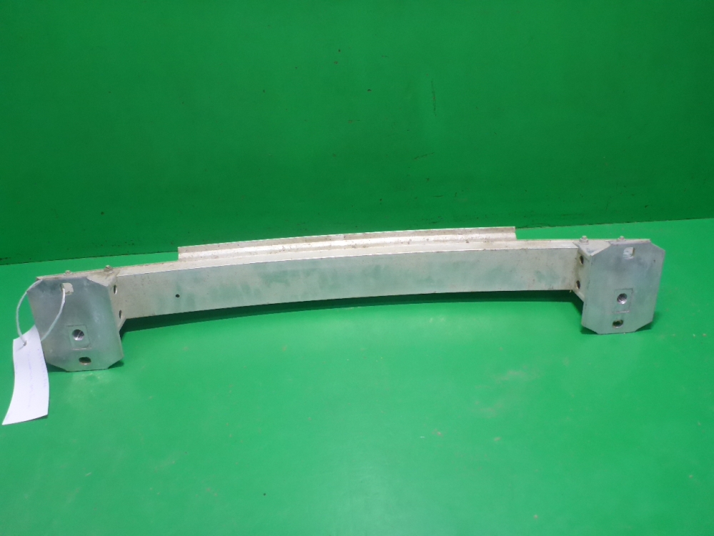 Усилитель заднего бампера