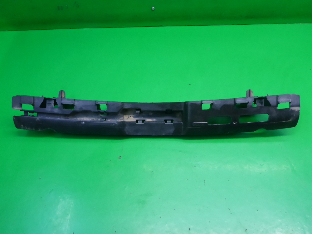 Кронштейн заднего бампера