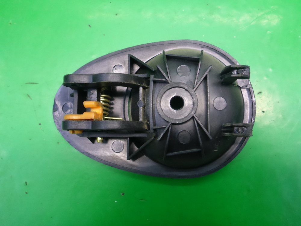 Ручка двери передней внутренняя правая