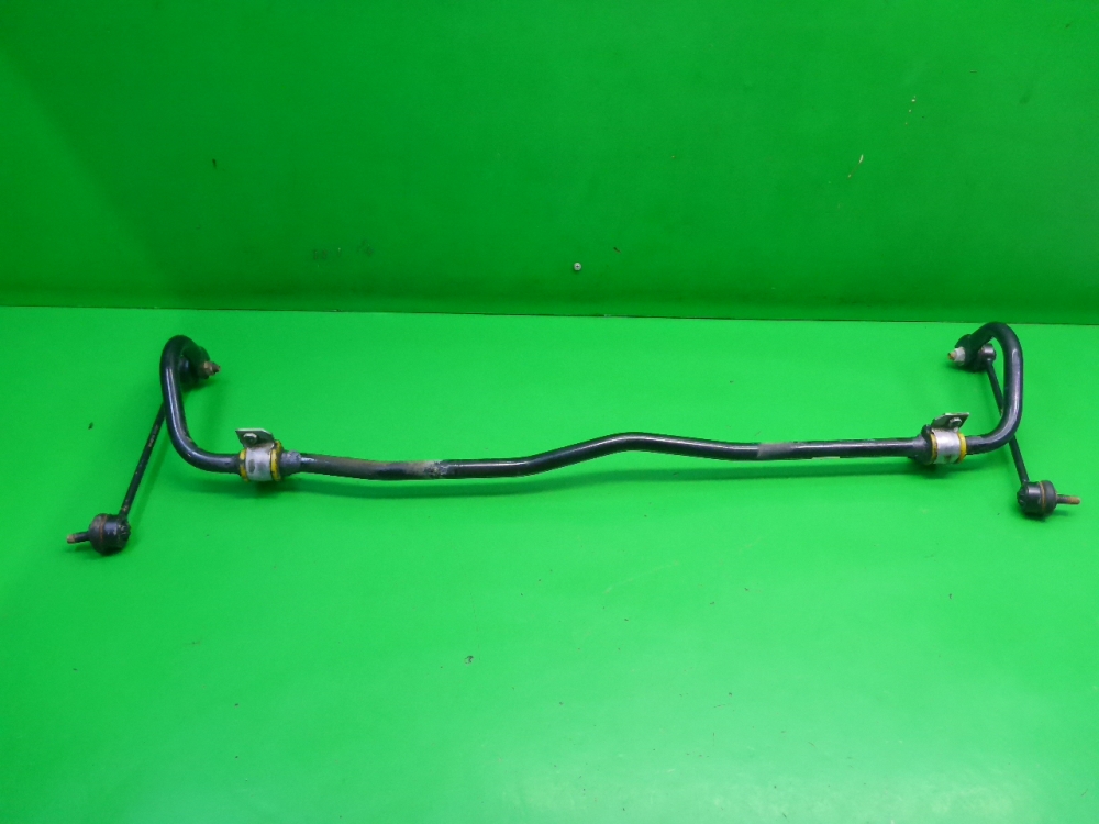 Стабилизатор передний