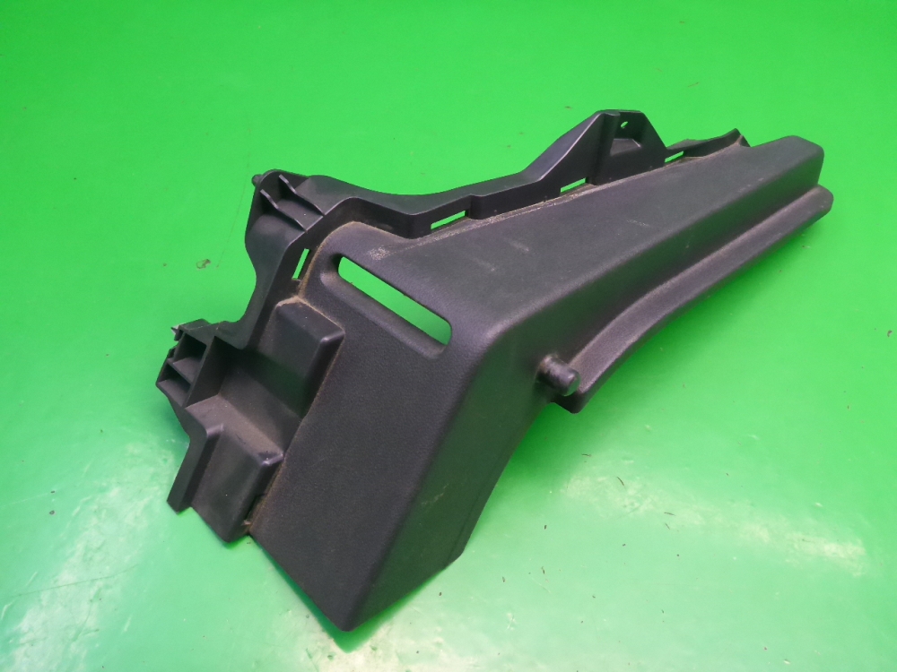 Держатель задней полки