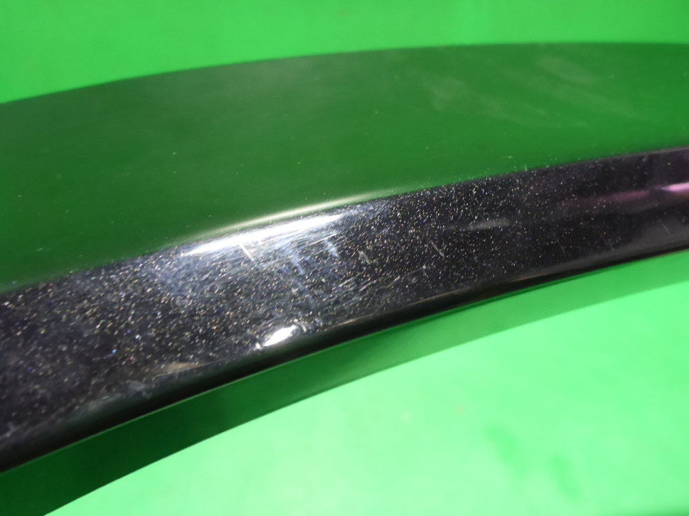 Накладка заднего крыла левого