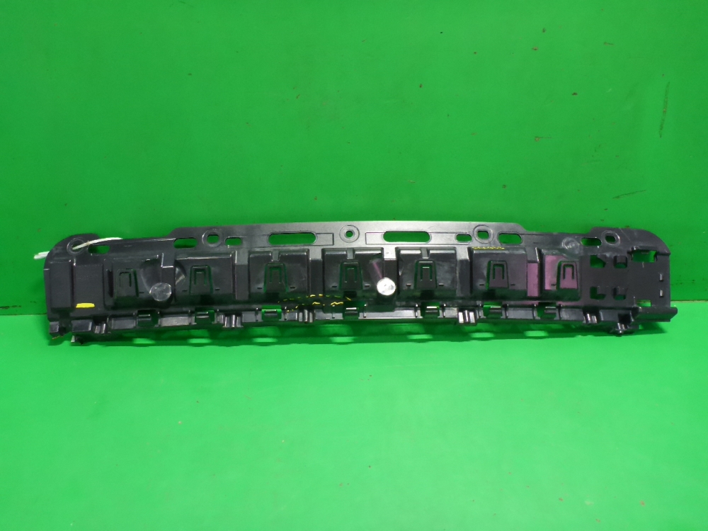 Кронштейн заднего бампера