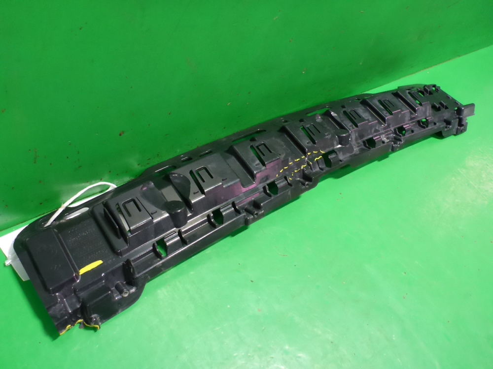 Кронштейн заднего бампера