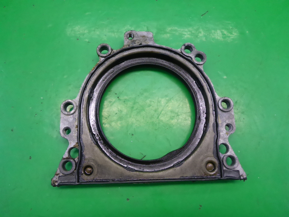Крышка коленвала задняя