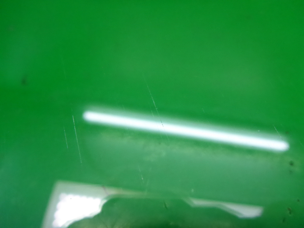 Стекло двери передней правой