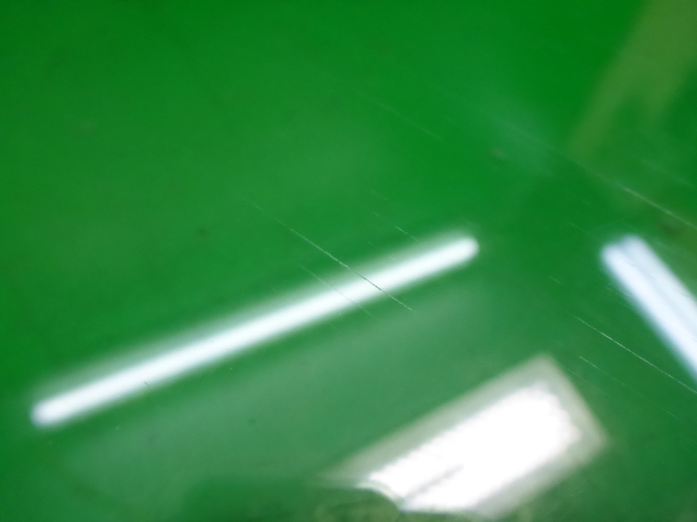 Стекло двери передней правой