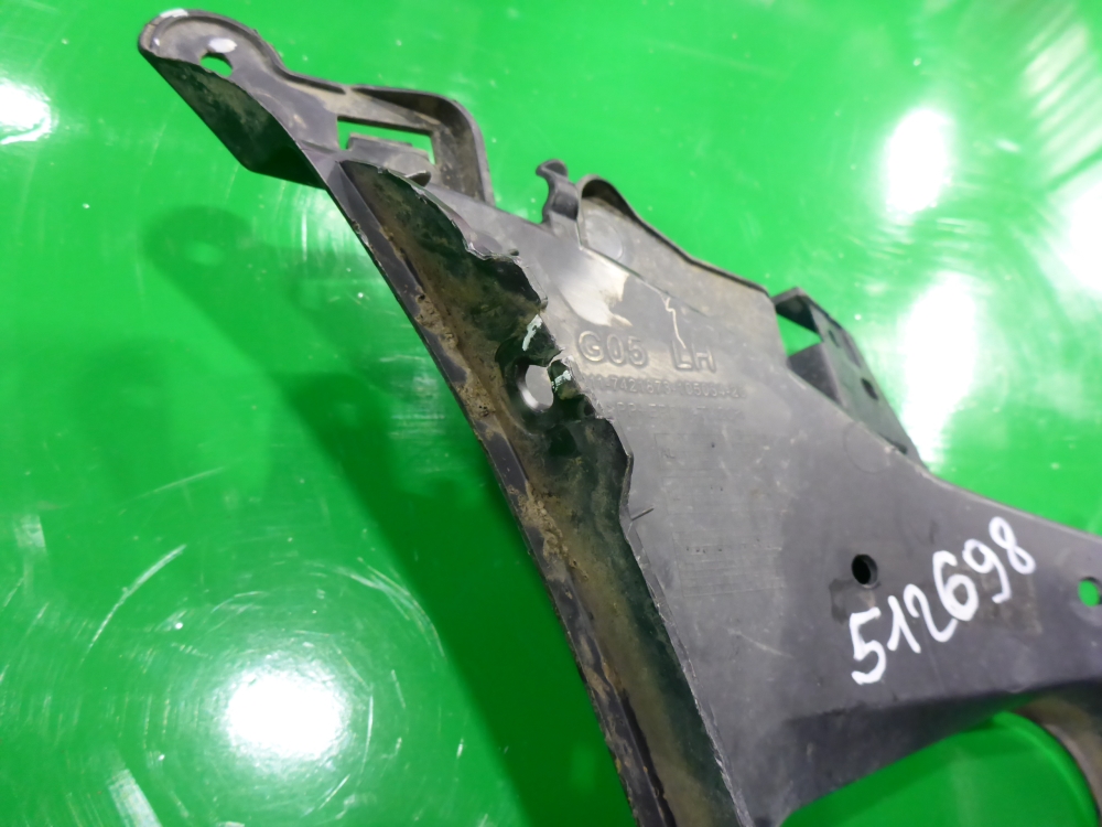 Кронштейн переднего бампера левый