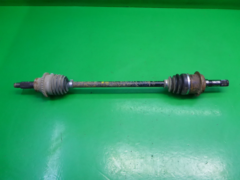 Полуось задняя правая