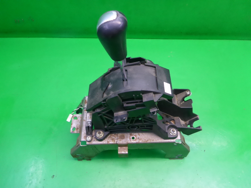 Кулиса МКПП / АКПП