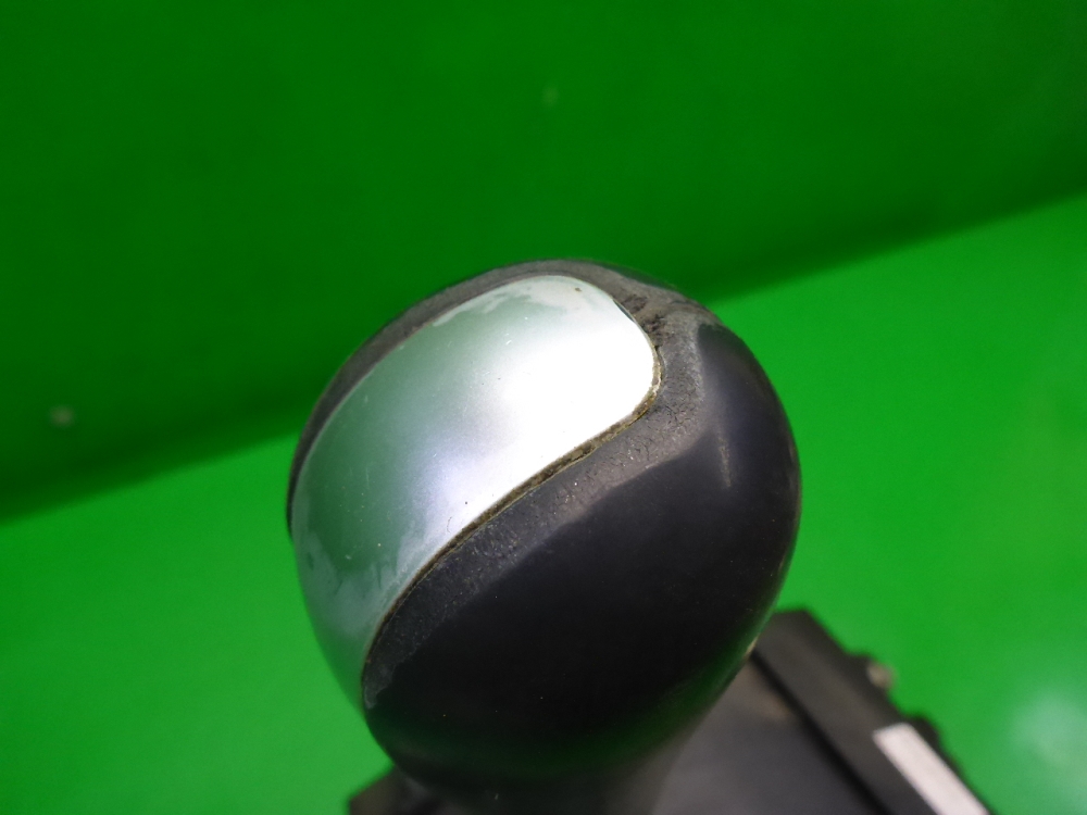 Кулиса МКПП / АКПП