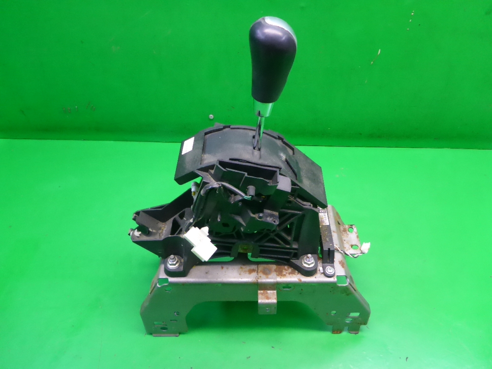 Кулиса МКПП / АКПП