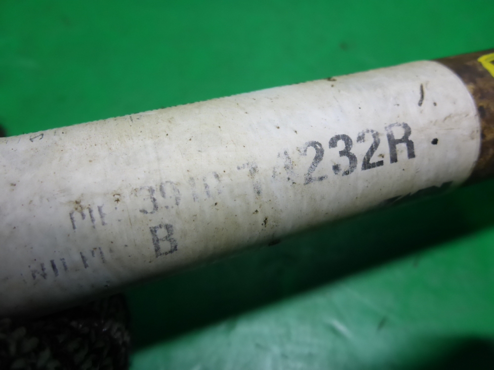 Полуось передняя левая