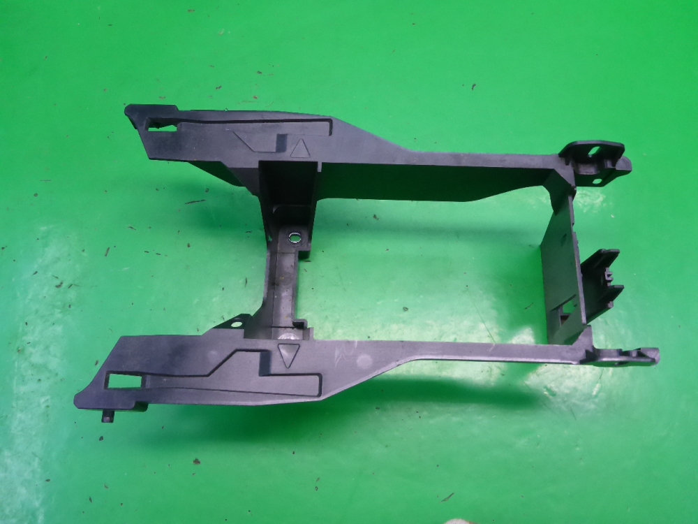 Кронштейн (сопут. товар)