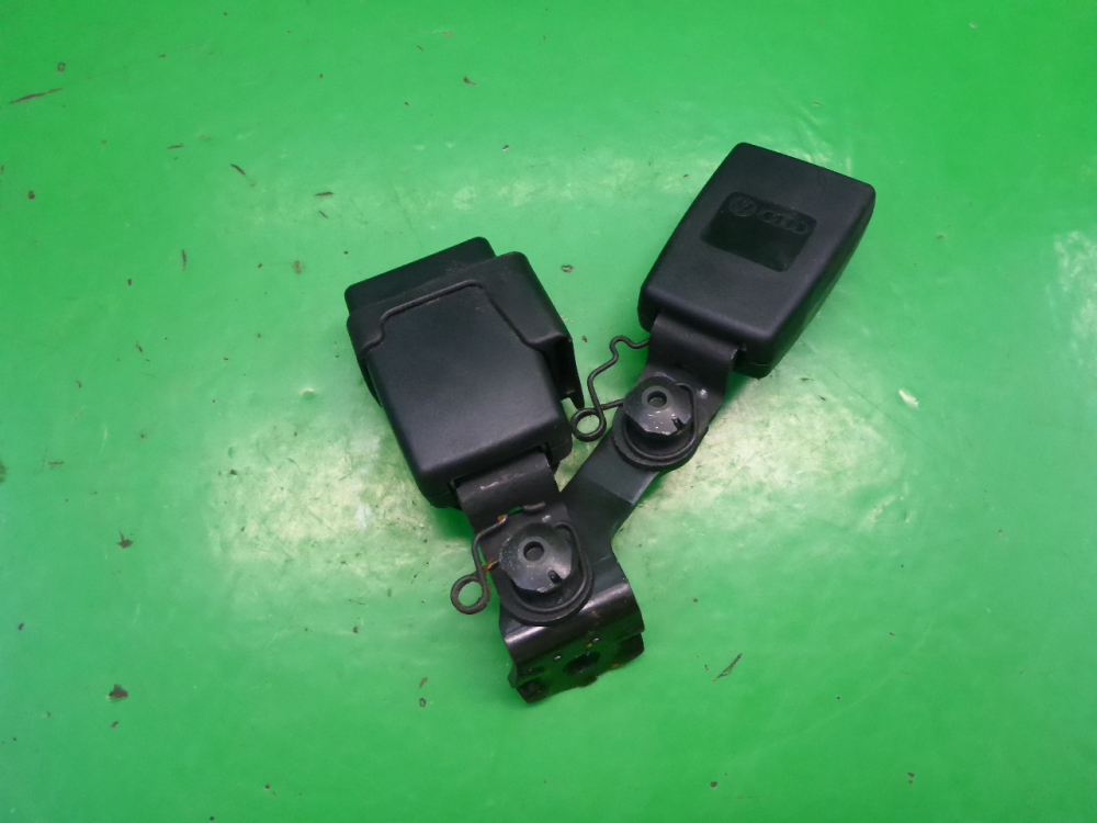 Ответная часть ремня безопасности