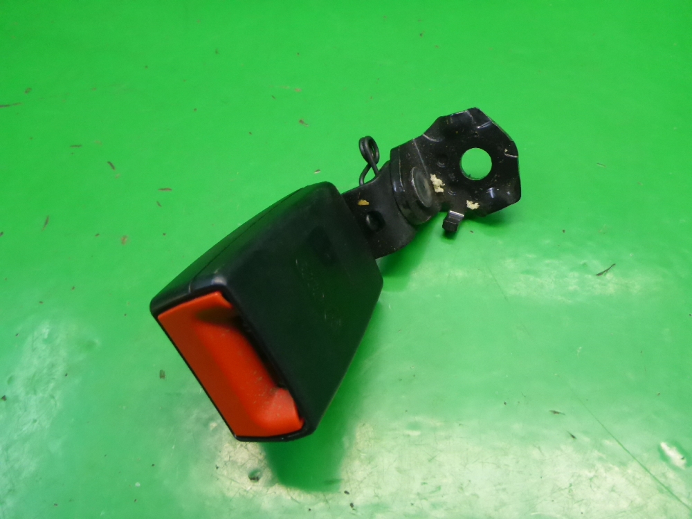 Ответная часть ремня безопасности