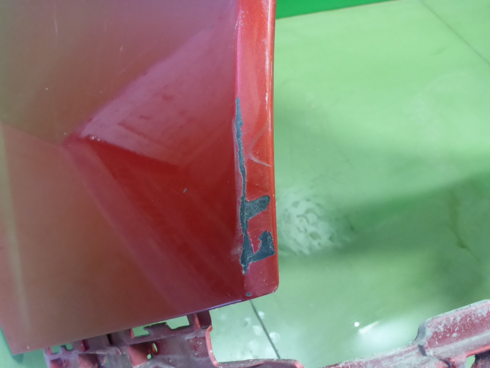 Бампер задний