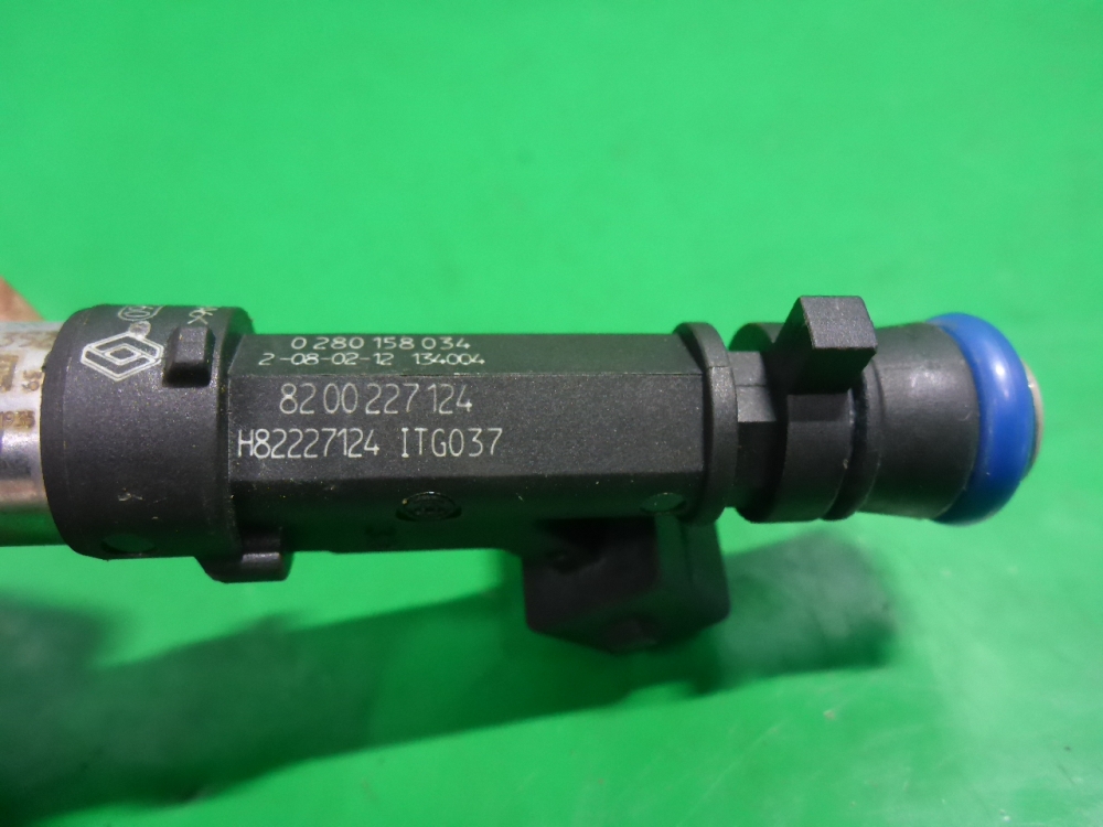 Форсунка инжекторная электрическая