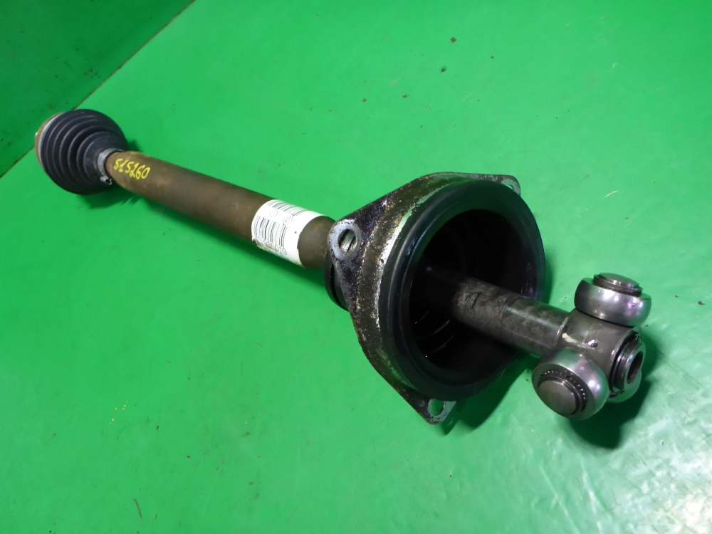 Полуось передняя левая