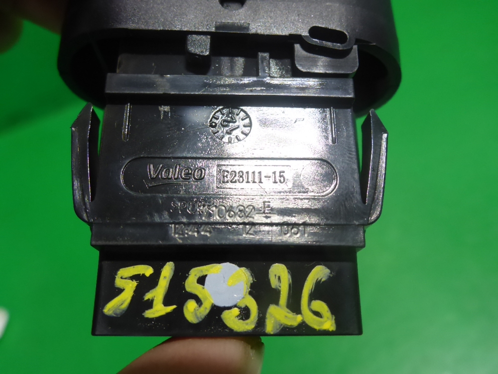 Кнопка обогрева заднего стекла