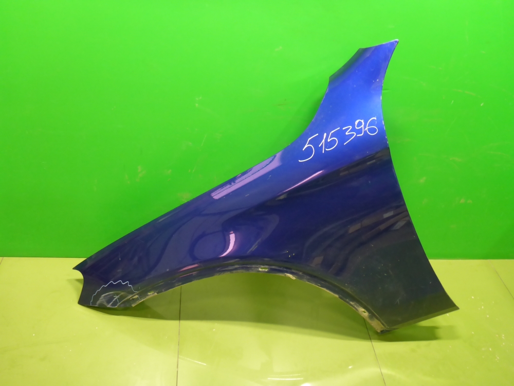 Крыло переднее левое