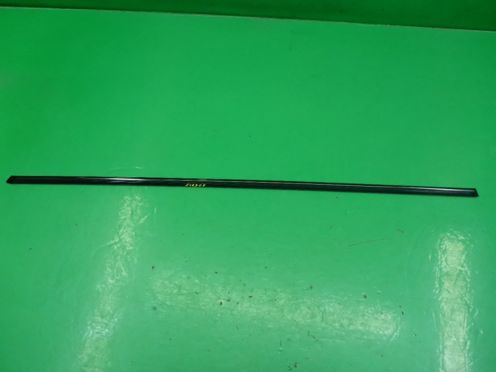 Накладка двери задней левой