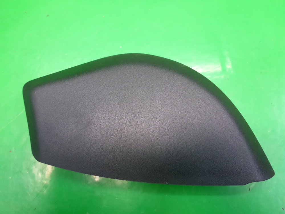 Накладка зеркала правого