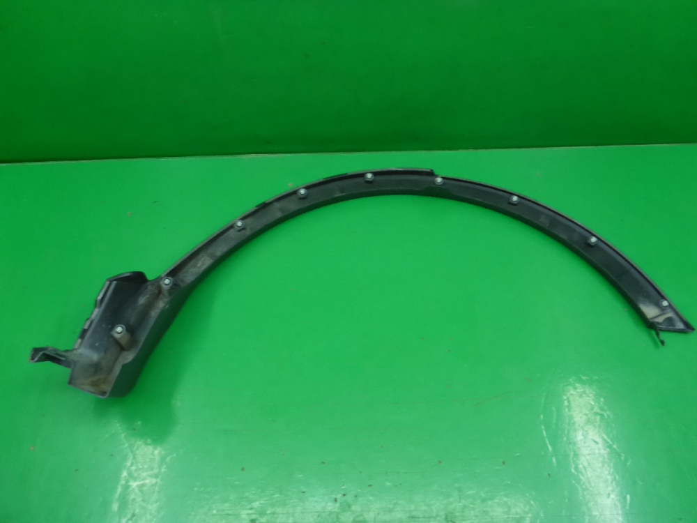 Накладка заднего крыла правого
