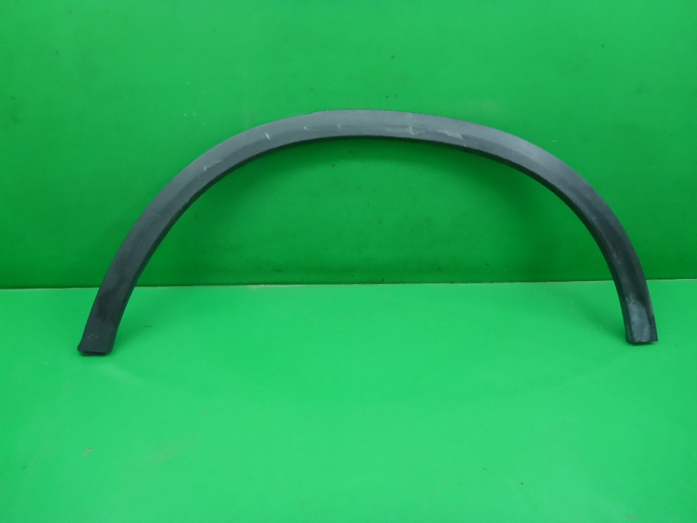 Накладка заднего крыла левого