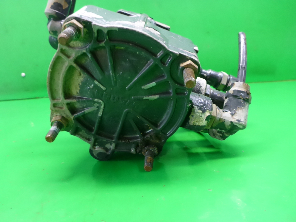 Кран управления тормозами прицепа