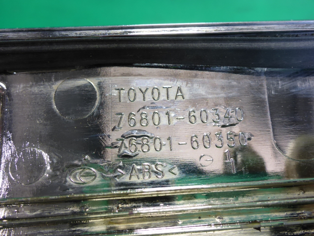 Накладка двери багажника