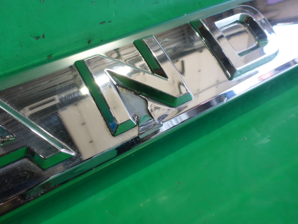 Накладка двери багажника