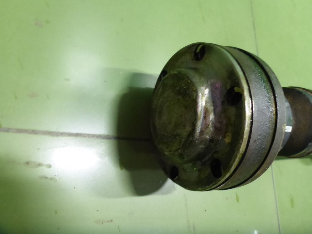 Вал карданный задний